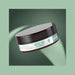 Natuurlijke gezichtsscrub met Moringa van RedMoringa, potje van 50 ml voor vette en gevoelige huid op groene achtergrond